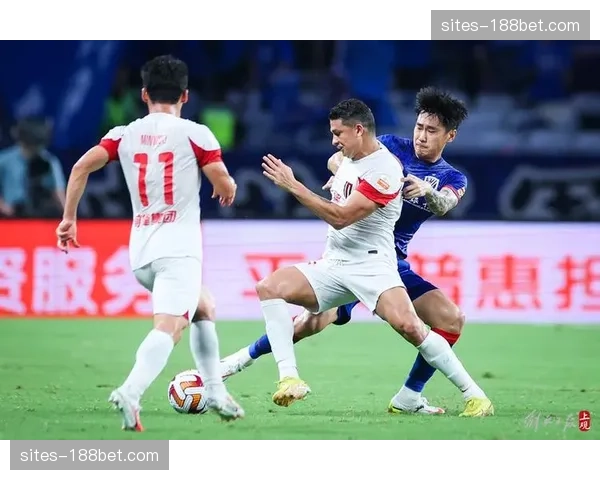 进攻节奏控制体现战术素养 铜梁龙逆转展现把握机会能力与心理素质