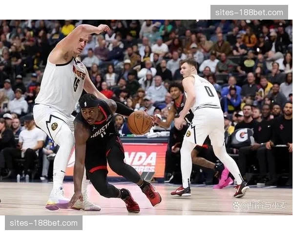 马库斯·萨瑟臀部挫伤小概率出战 活塞替补控卫深度受到考验